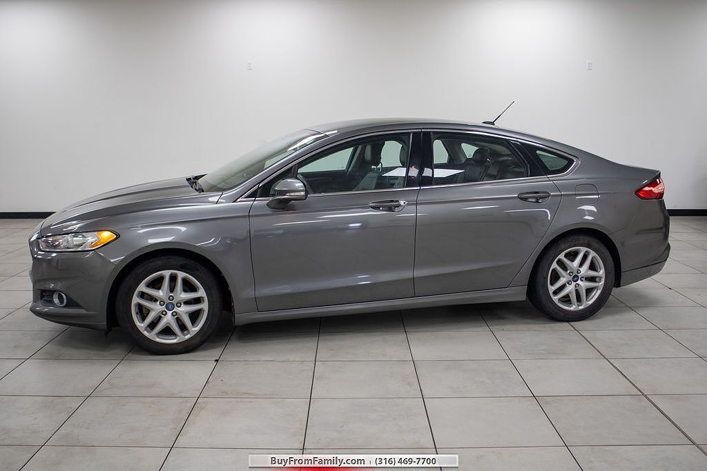 2013 FORD Fusion