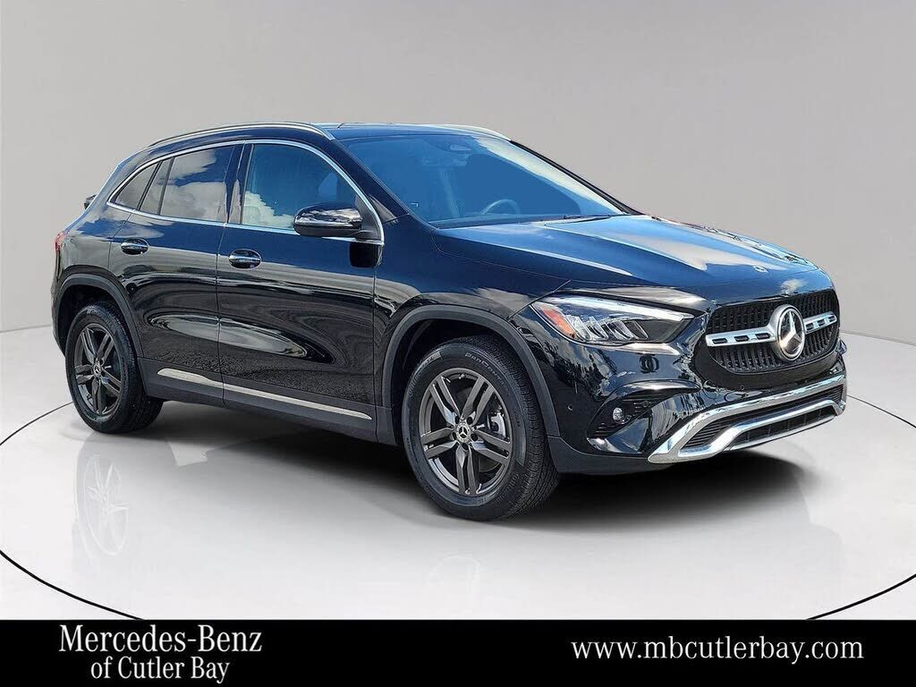 2026 MERCEDES-BENZ GLA-Class