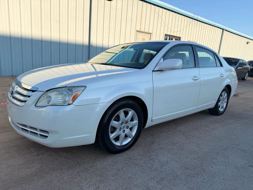 2006 TOYOTA Avalon