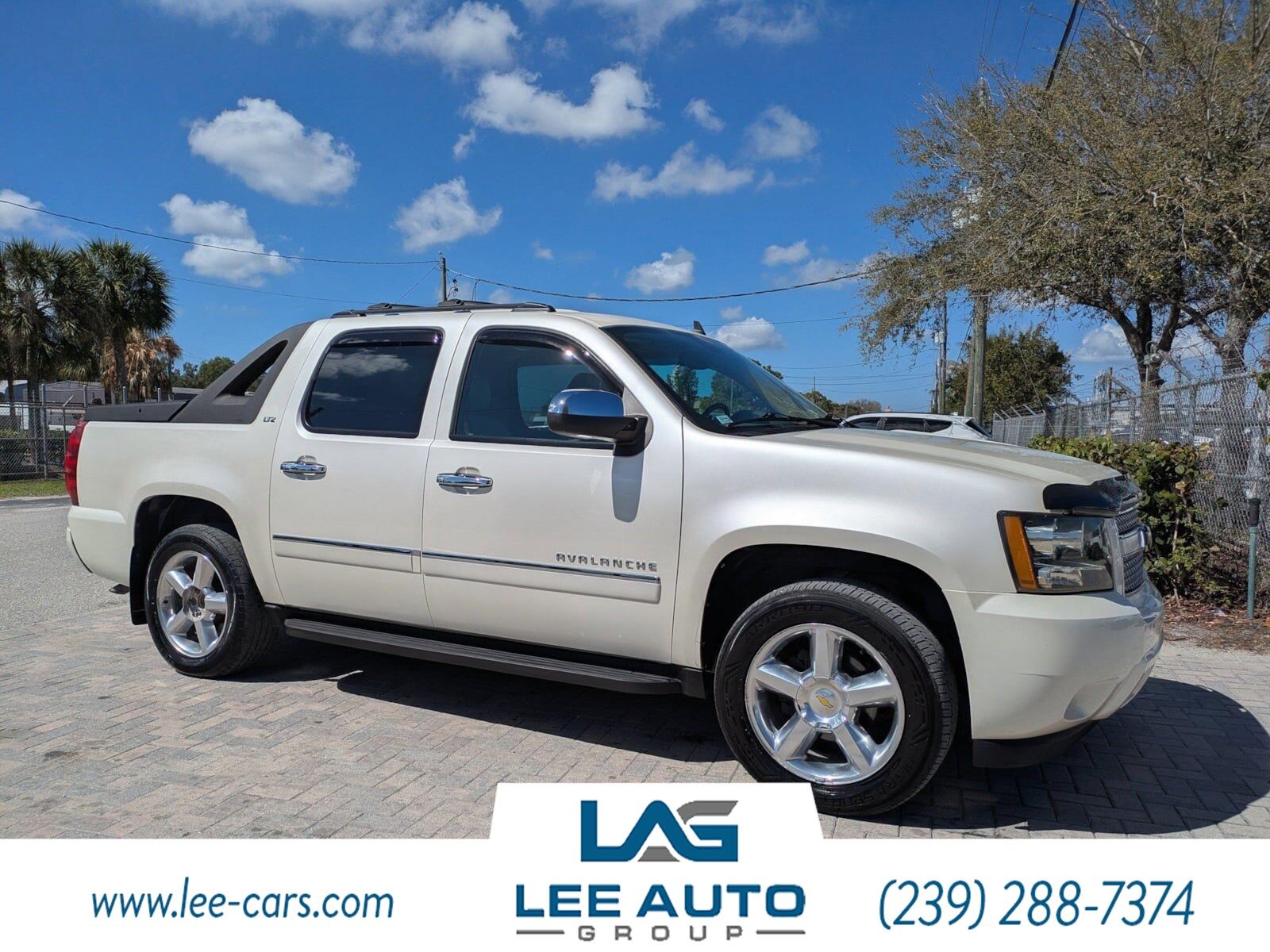 2011 CHEVROLET Avalanche
