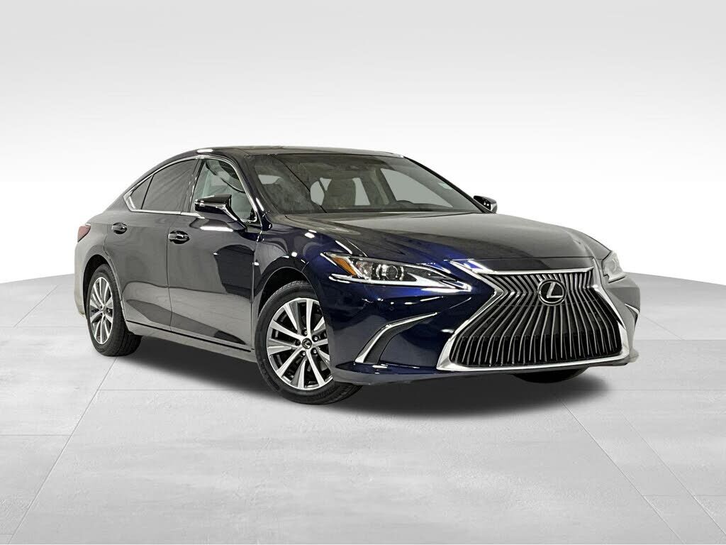 2019 LEXUS ES