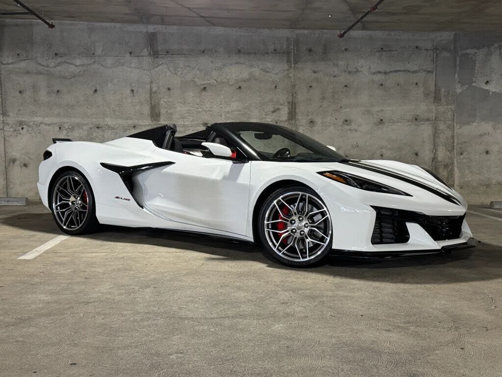 2024 CHEVROLET Corvette