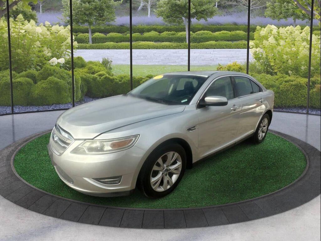 2011 FORD Taurus