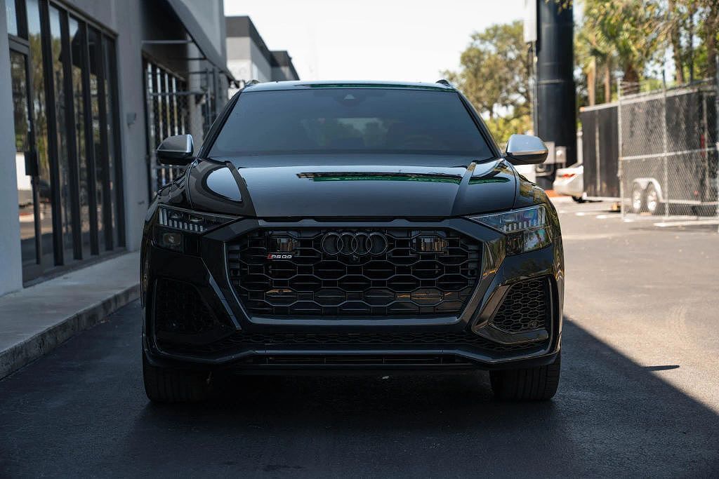 2022 AUDI RS Q8