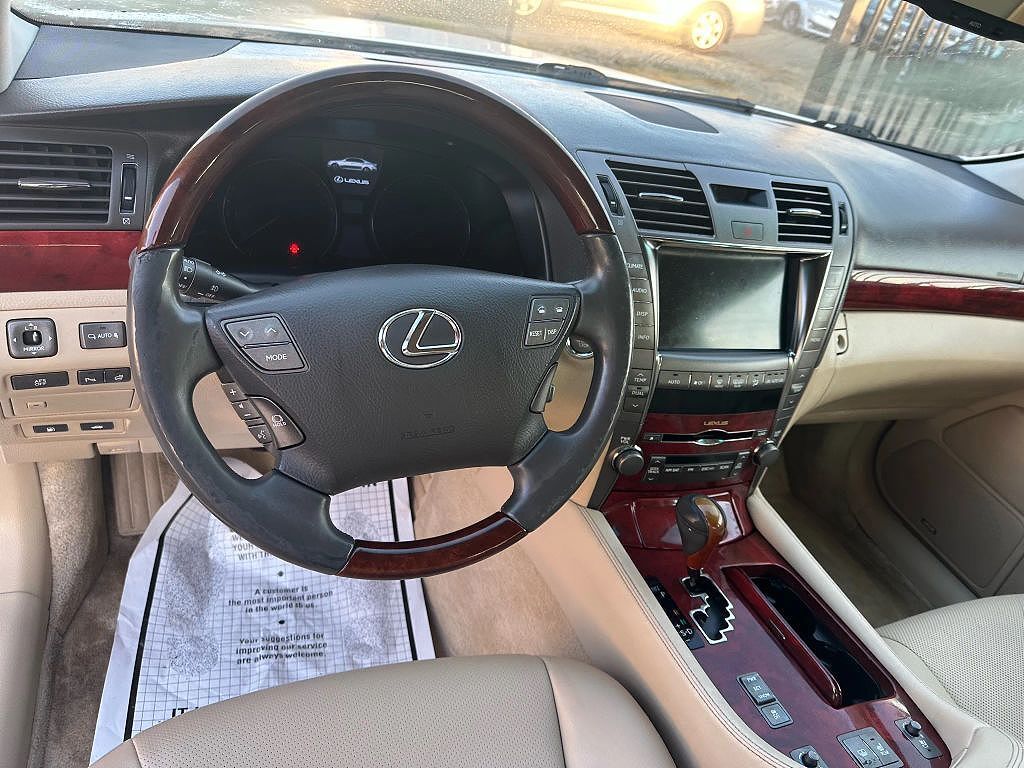 2010 LEXUS LS