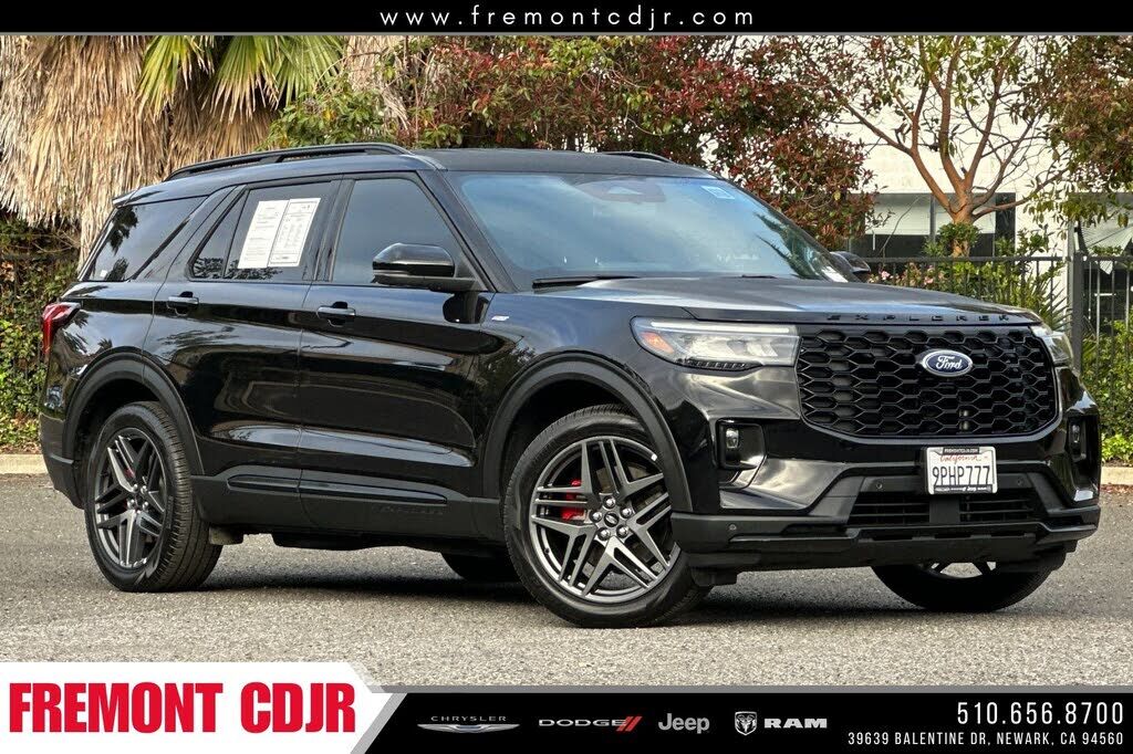 2025 FORD Explorer