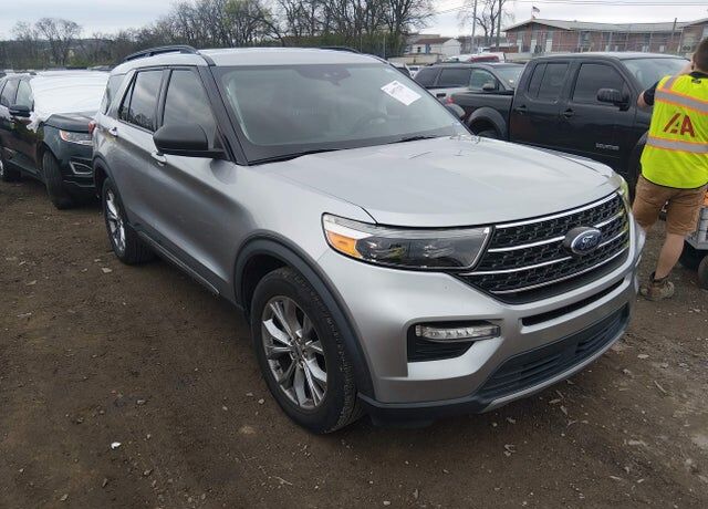 2020 FORD Explorer