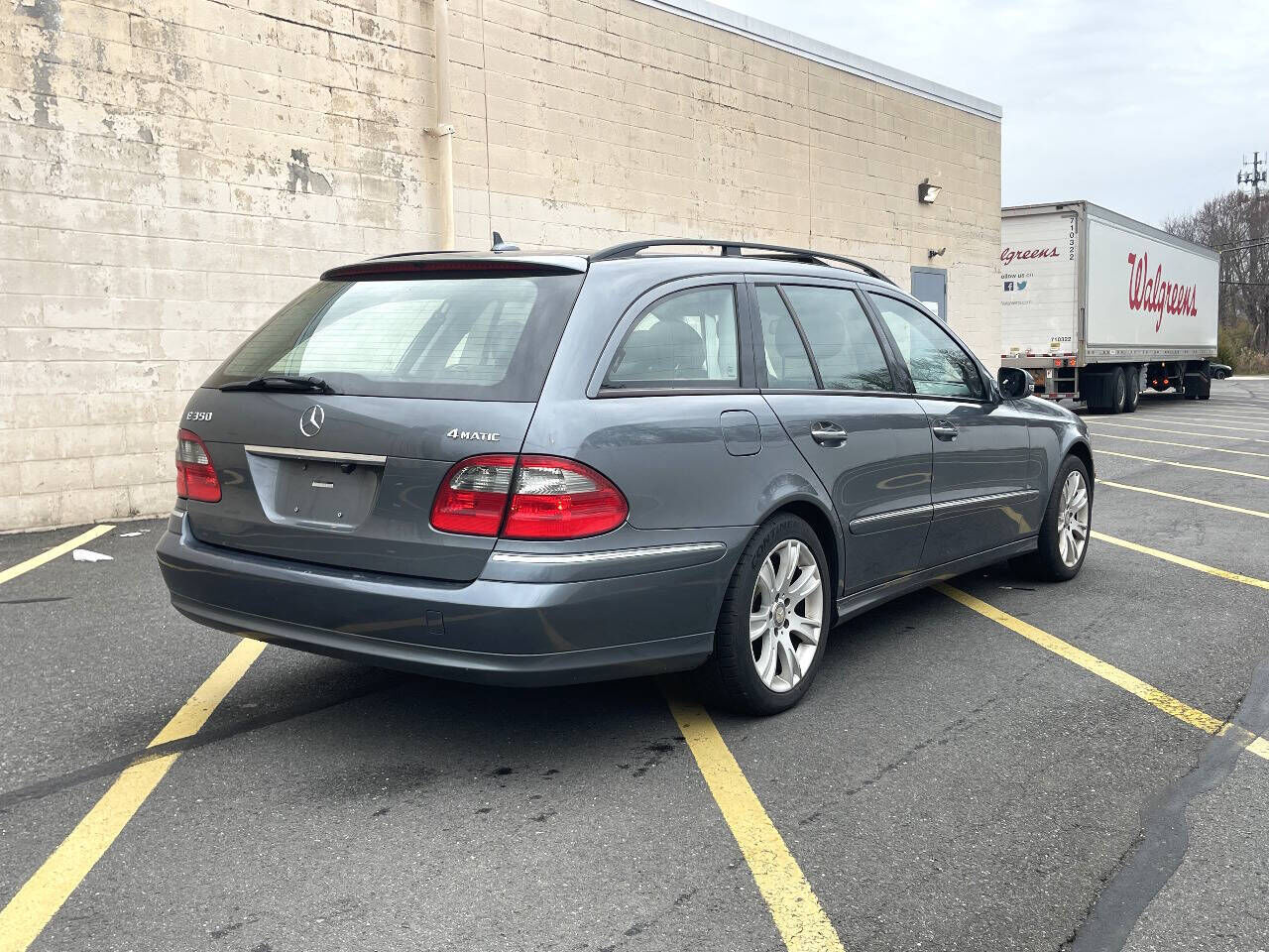 2009 MERCEDES-BENZ E-Class