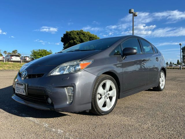 2014 TOYOTA PRIUS