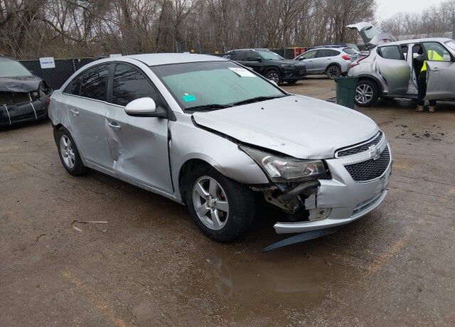 2014 CHEVROLET Cruze