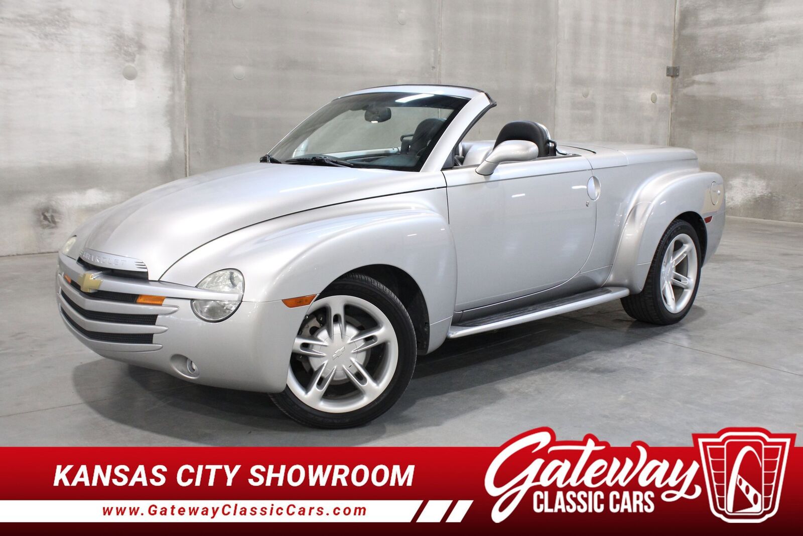 2004 CHEVROLET SSR