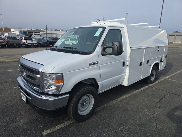 2026 FORD E-350