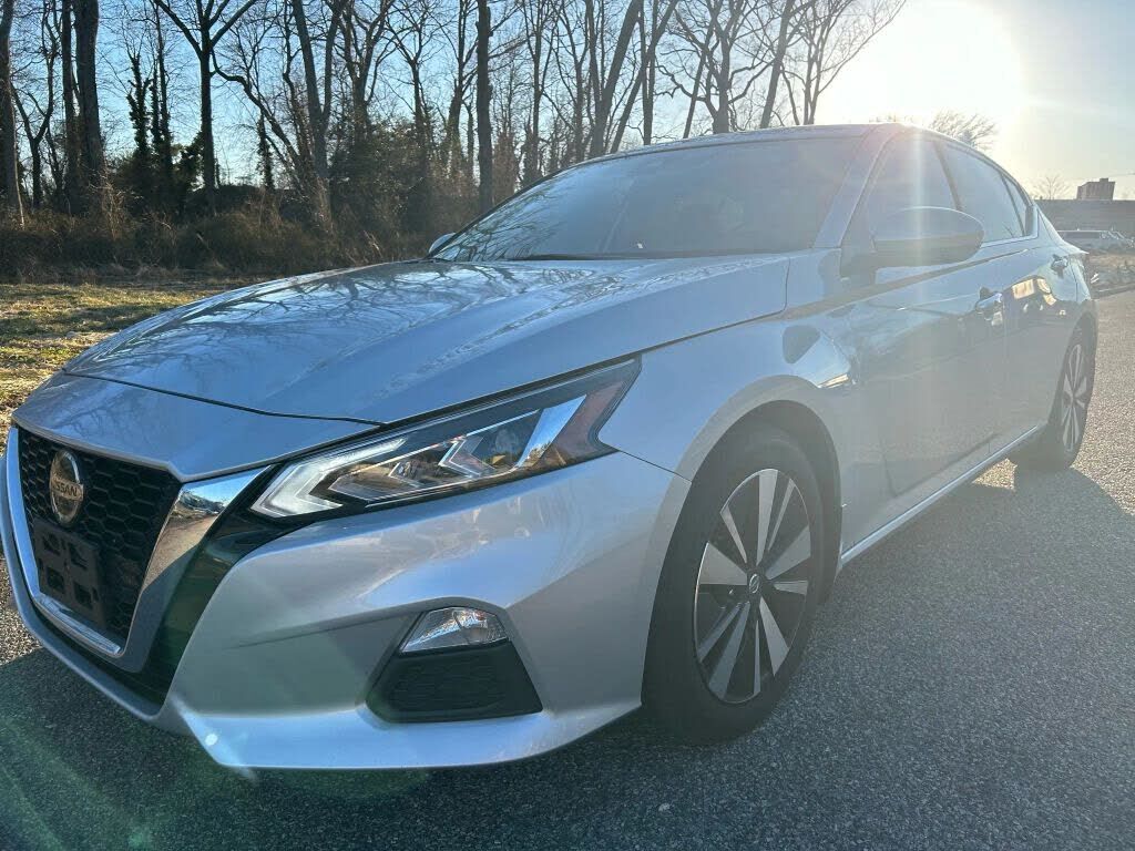 2022 NISSAN Altima