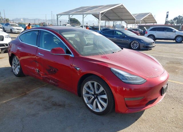 2018 TESLA Model 3