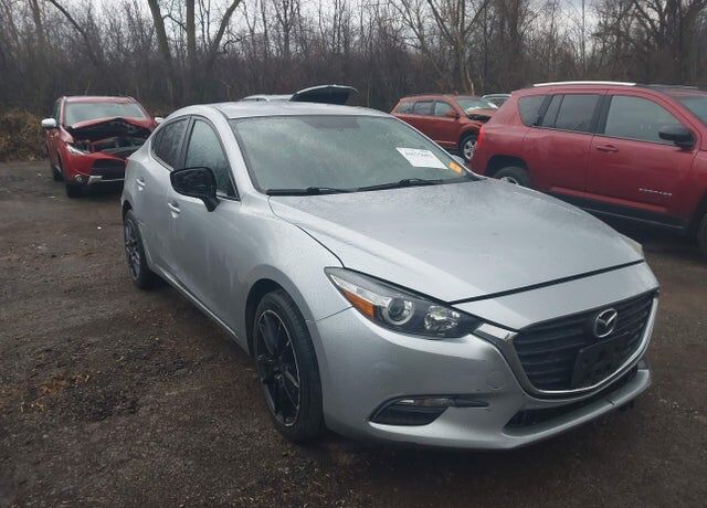 2017 MAZDA Mazda3