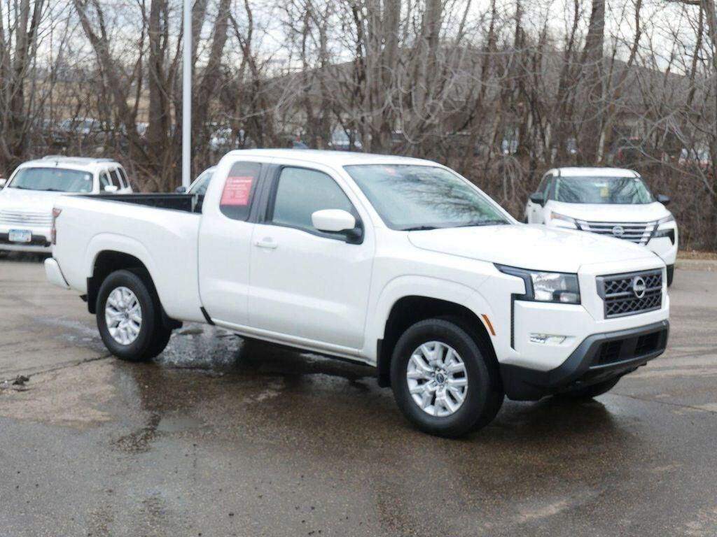 2024 NISSAN Frontier
