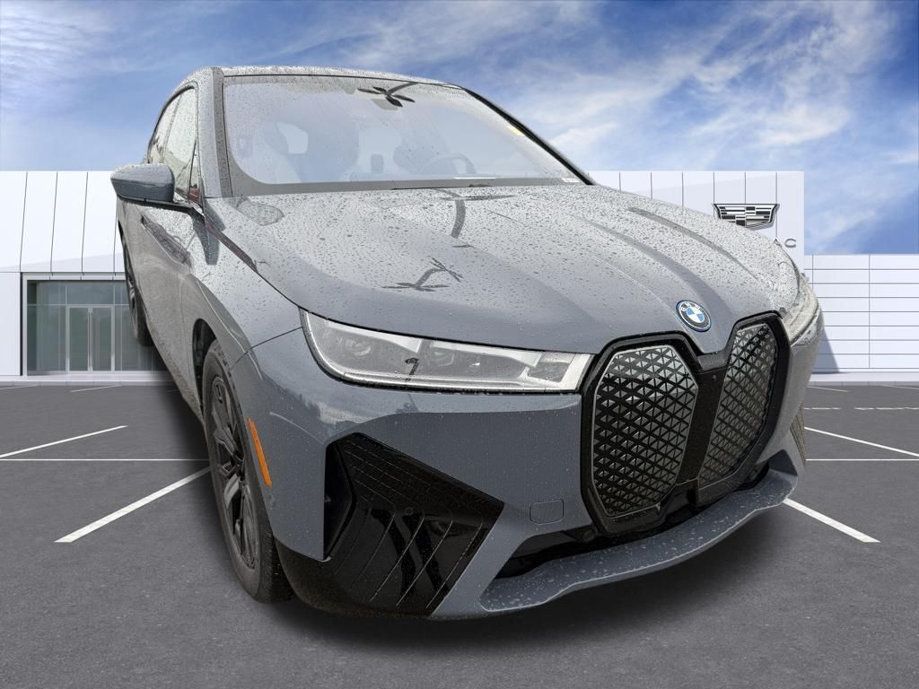 2023 BMW ix