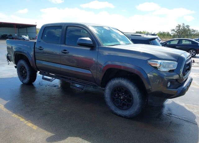 2020 TOYOTA Tacoma