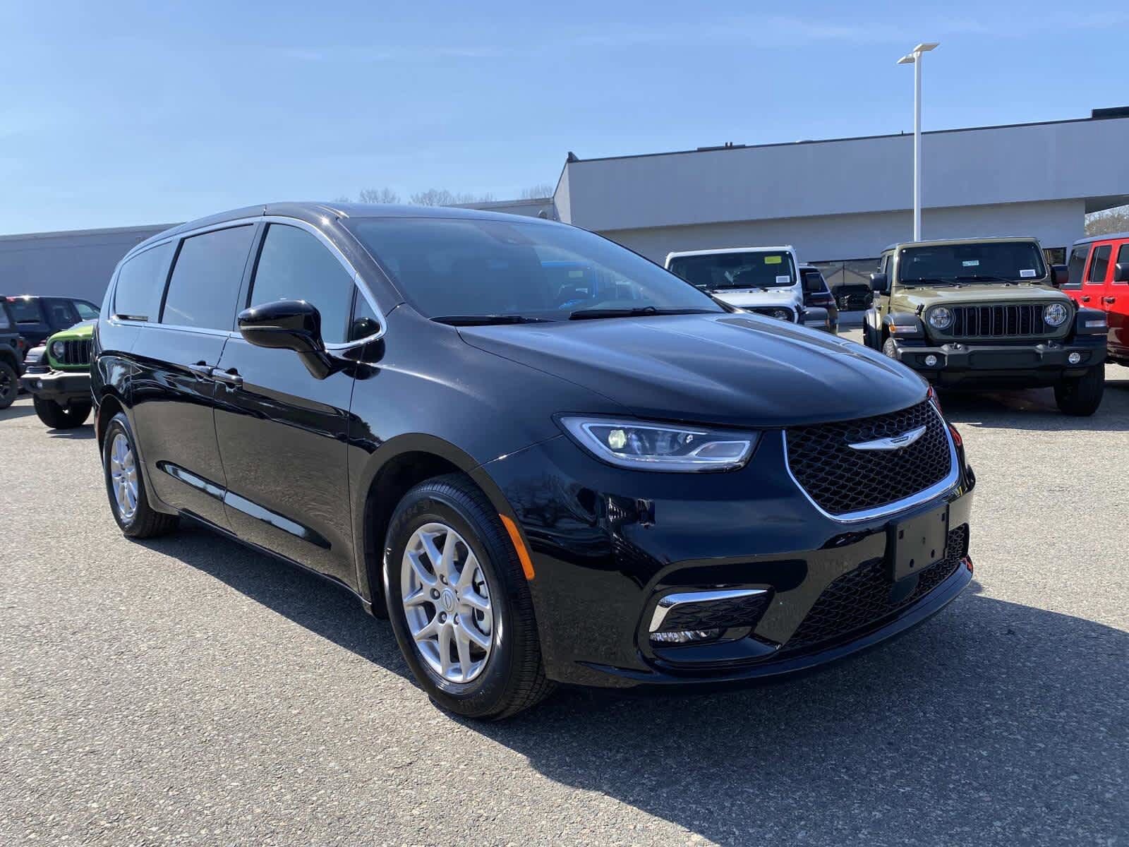 2025 CHRYSLER Pacifica