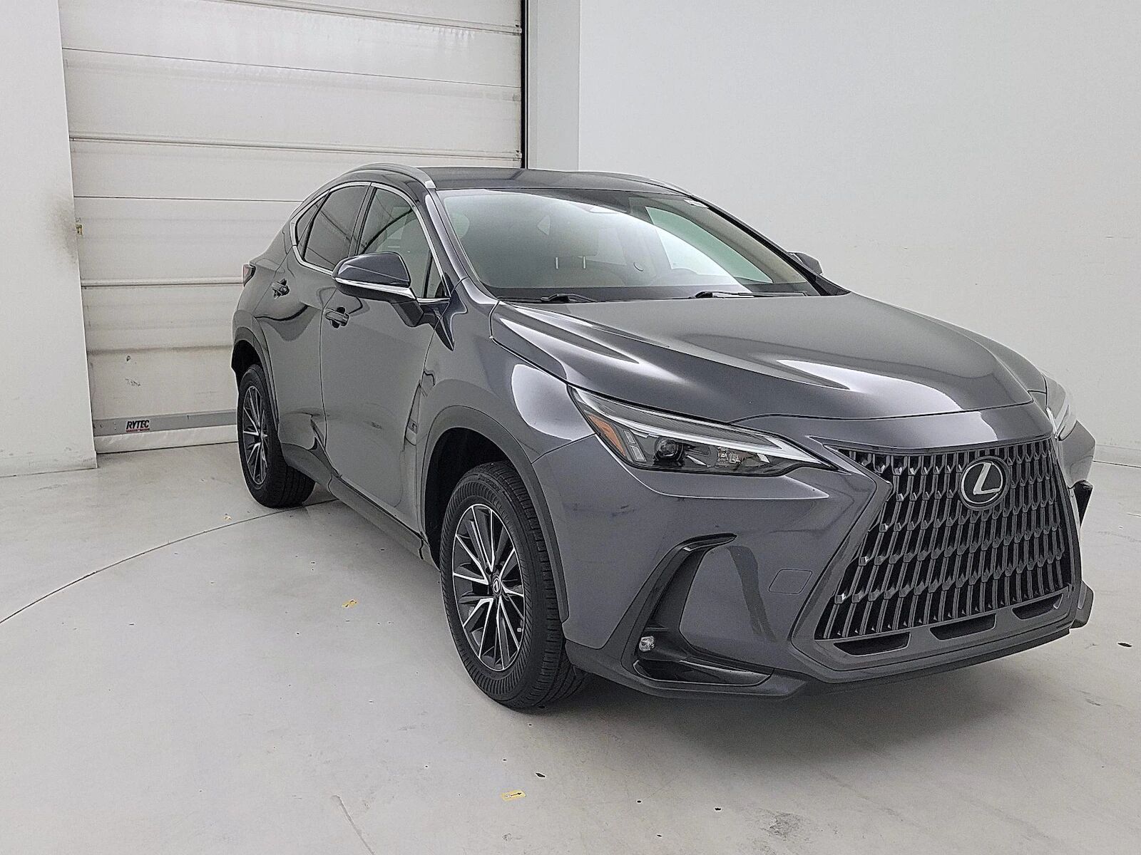 2023 LEXUS NX