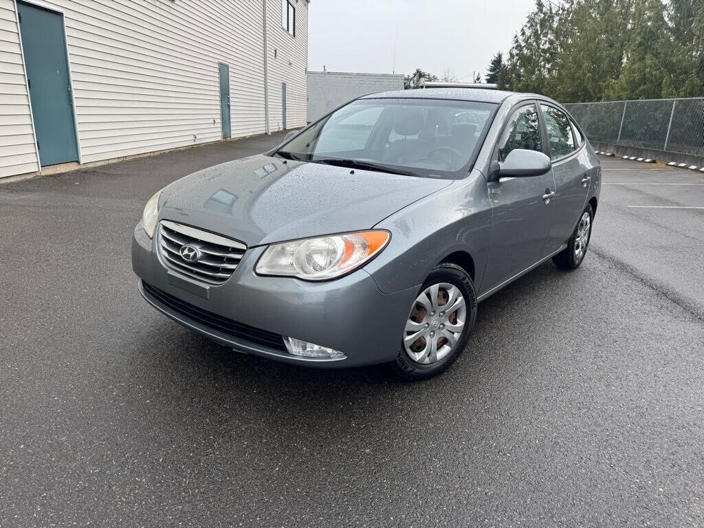 2010 HYUNDAI Elantra