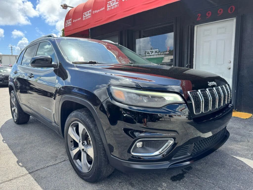 2019 JEEP Cherokee