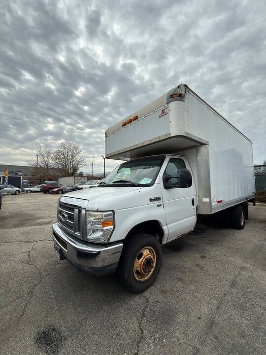 2011 FORD E-350