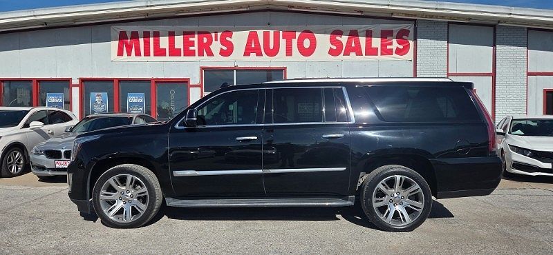 2016 CADILLAC Escalade