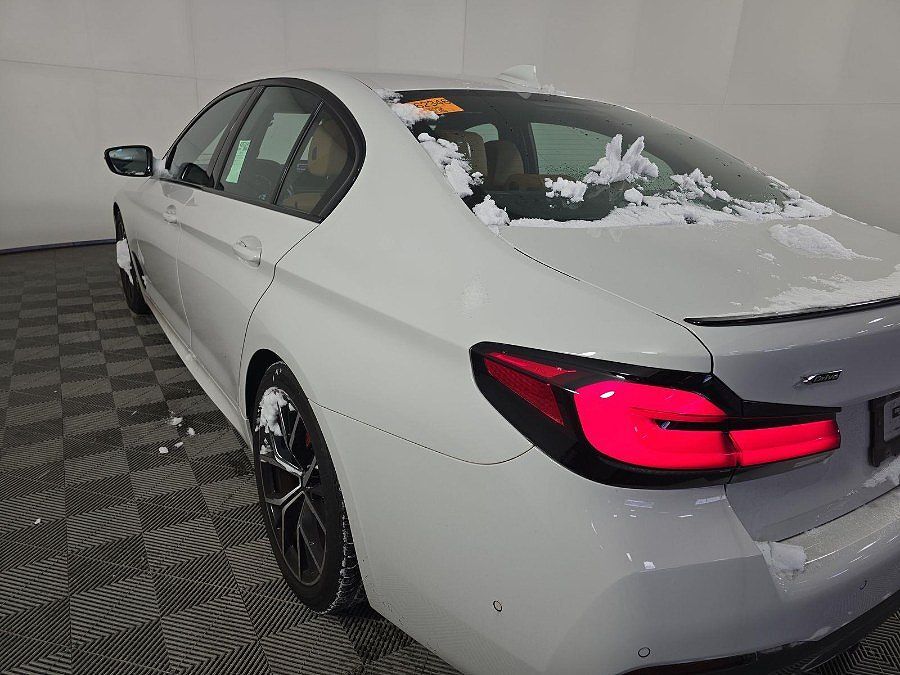 2023 BMW 530i