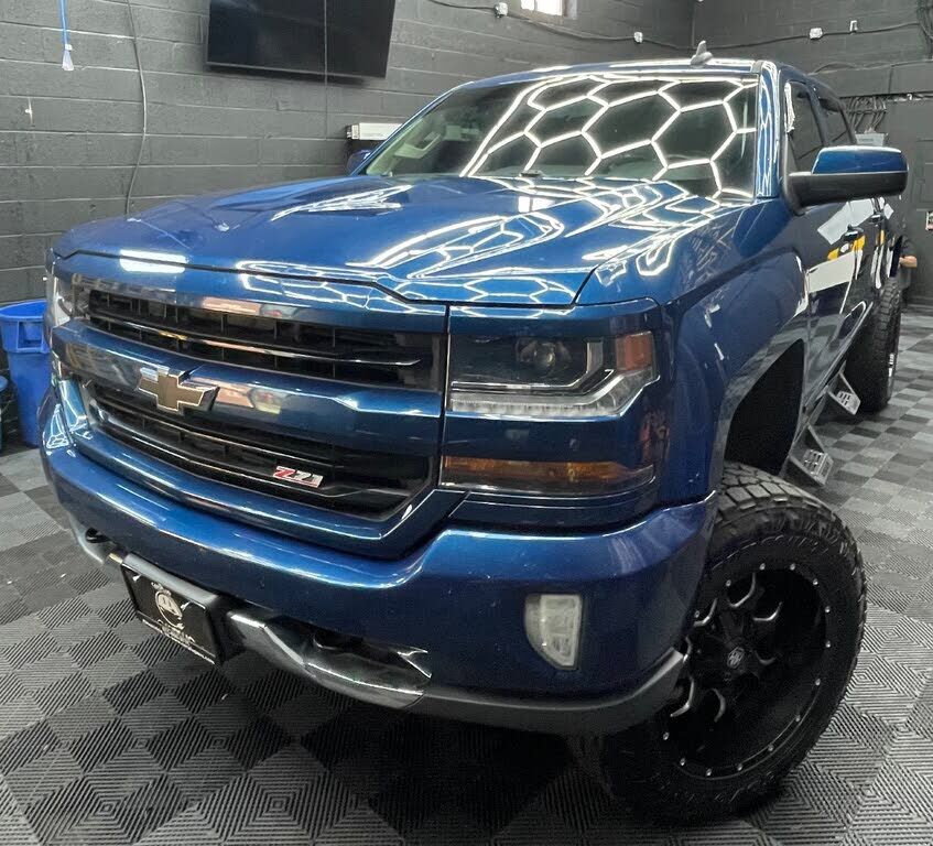 2018 CHEVROLET Silverado