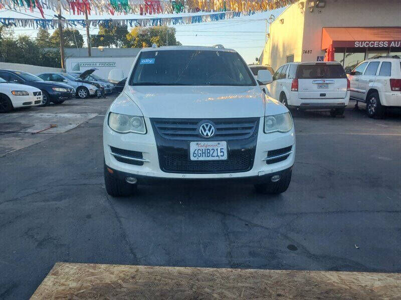 2009 VOLKSWAGEN Touareg