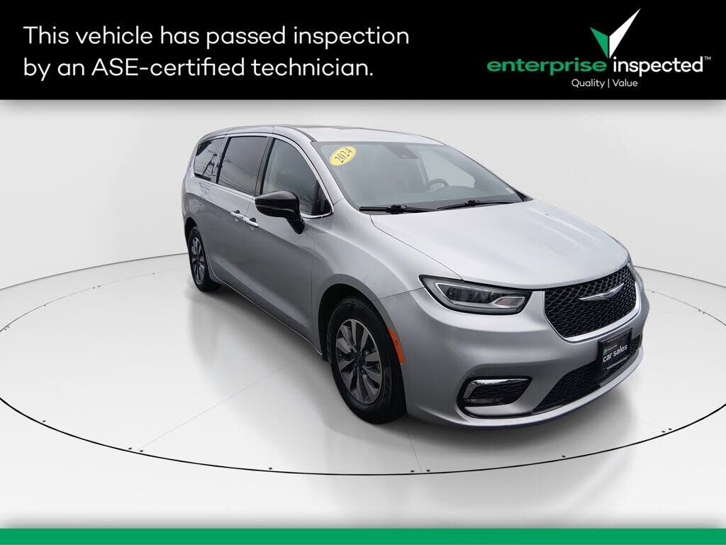 2024 CHRYSLER Pacifica