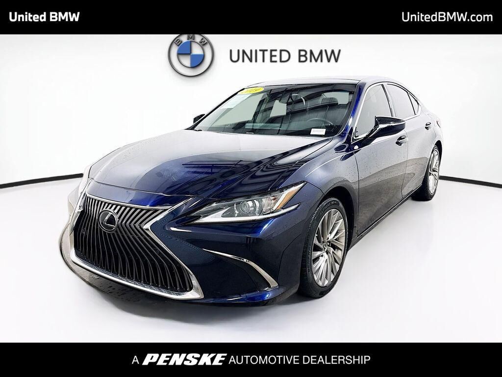 2019 LEXUS ES