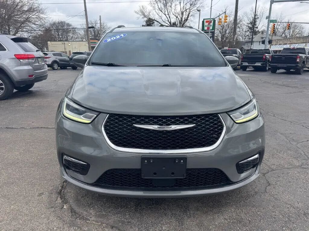 2021 CHRYSLER Pacifica
