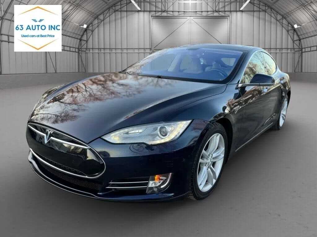 2014 TESLA Model S