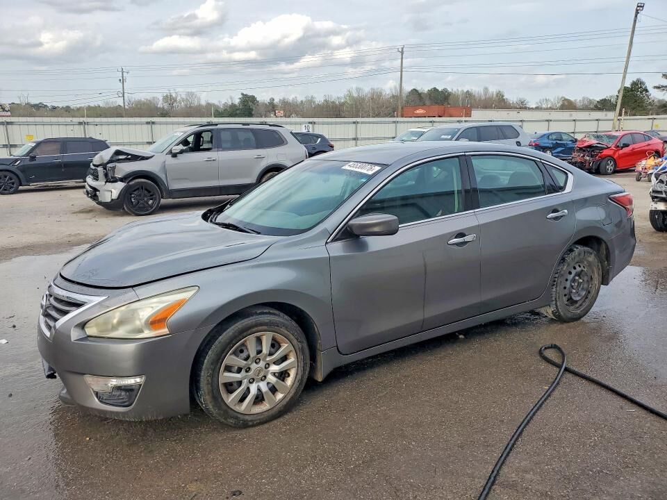 2015 NISSAN Altima