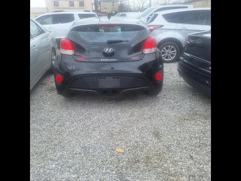 2016 HYUNDAI Veloster