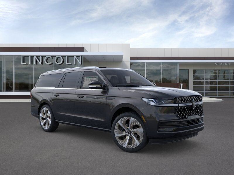 2026 LINCOLN Navigator L