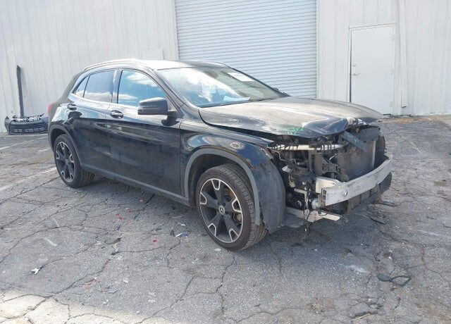 2018 MERCEDES-BENZ GLA-Class