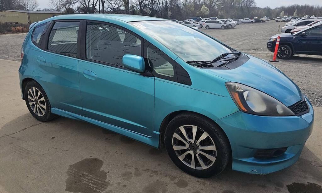 2012 HONDA Fit