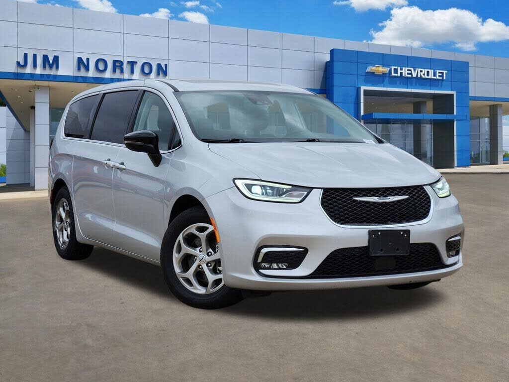 2024 CHRYSLER Pacifica