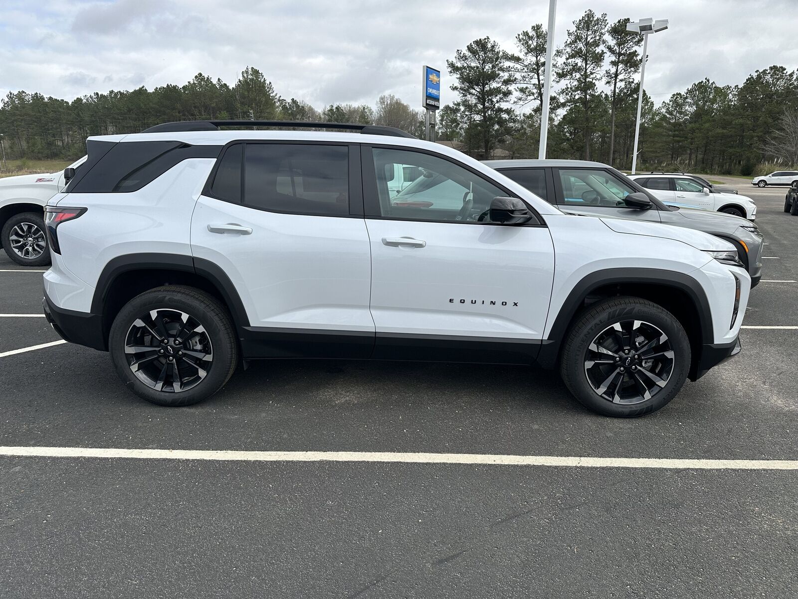 2026 CHEVROLET Equinox