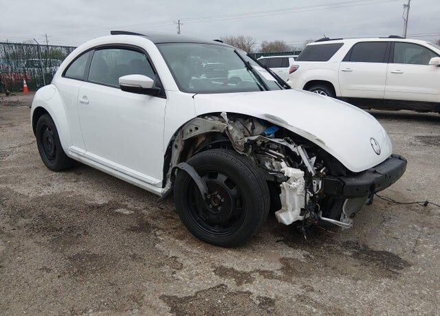 2015 VOLKSWAGEN Beetle