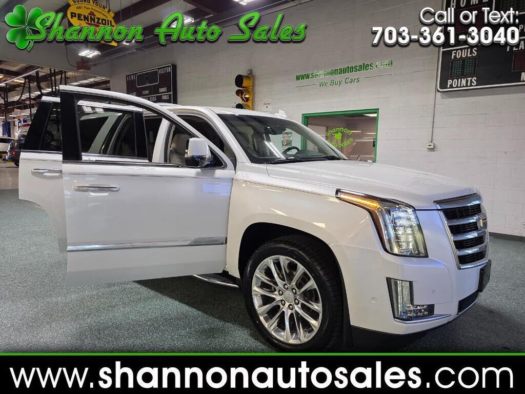 2018 CADILLAC Escalade