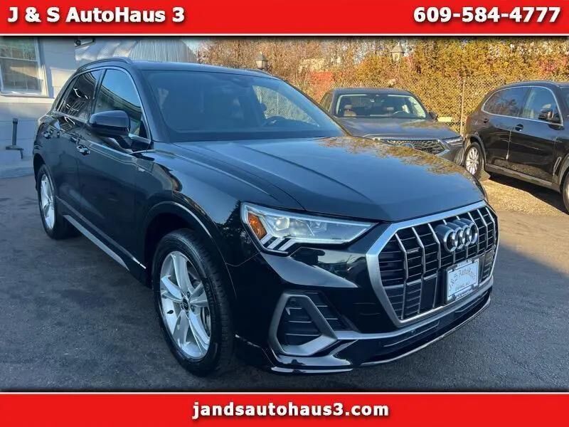 2022 AUDI Q3