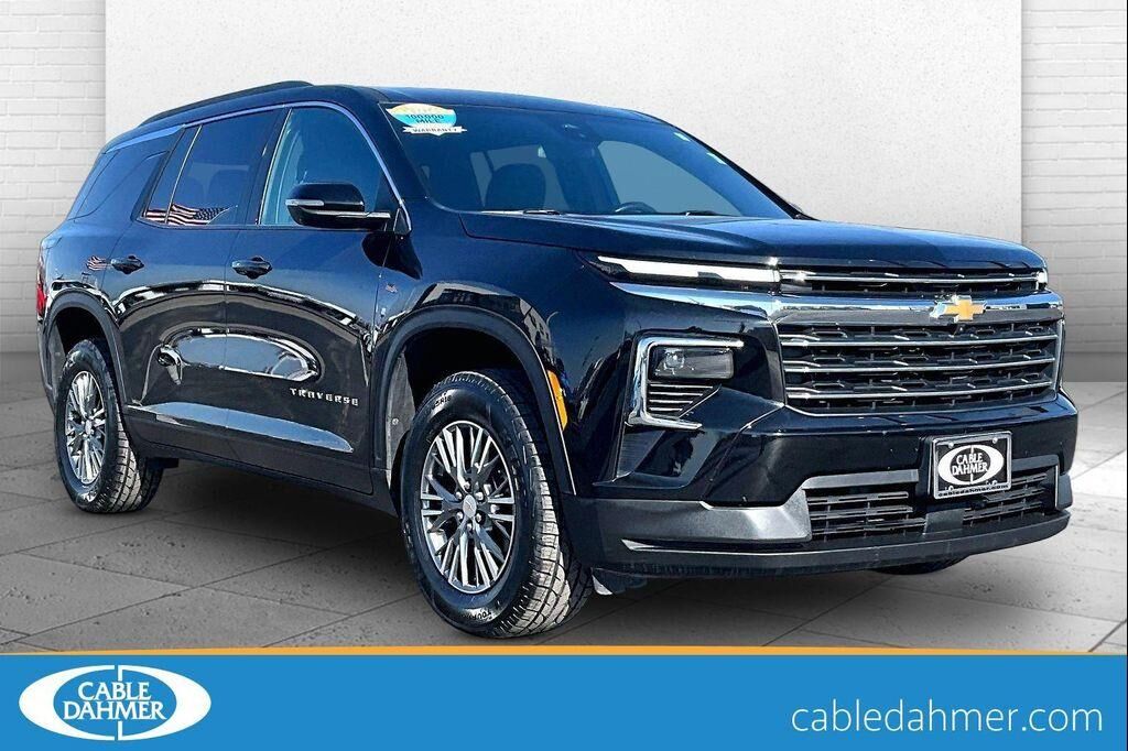 2024 CHEVROLET Traverse