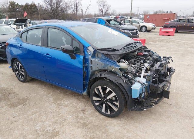 2021 NISSAN Versa