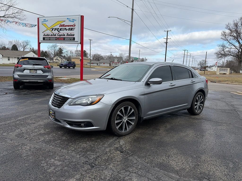 2014 CHRYSLER 200