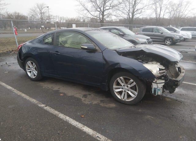 2011 NISSAN Altima