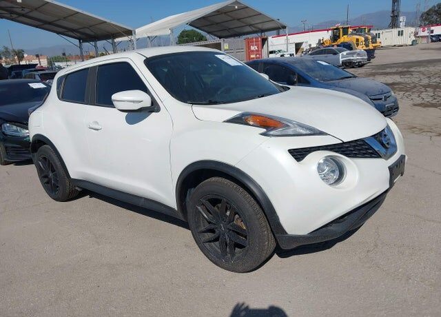 2016 NISSAN Juke